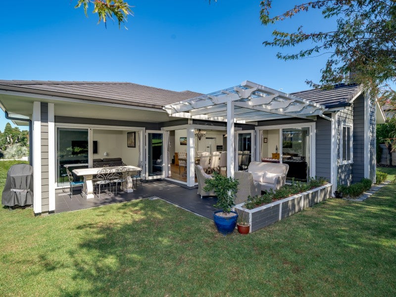 5 Avocado Lane, Bethlehem, Tauranga - Carousel 2