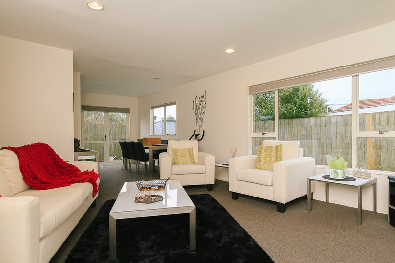5//8 WALDIE Grove, Avalon, LOWER HUTT - Carousel 2