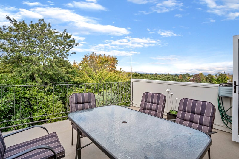 19 Polandson Place, Opaheke, Papakura - Carousel 26