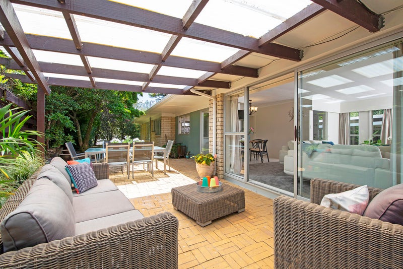 39 Glenmore Road, Sunnyhills, Auckland - Carousel 2