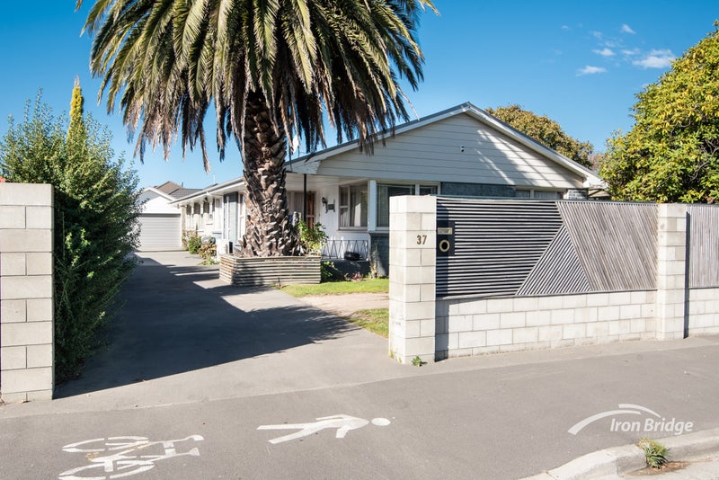 37 Curletts Road, Sockburn, Christchurch - Carousel 1