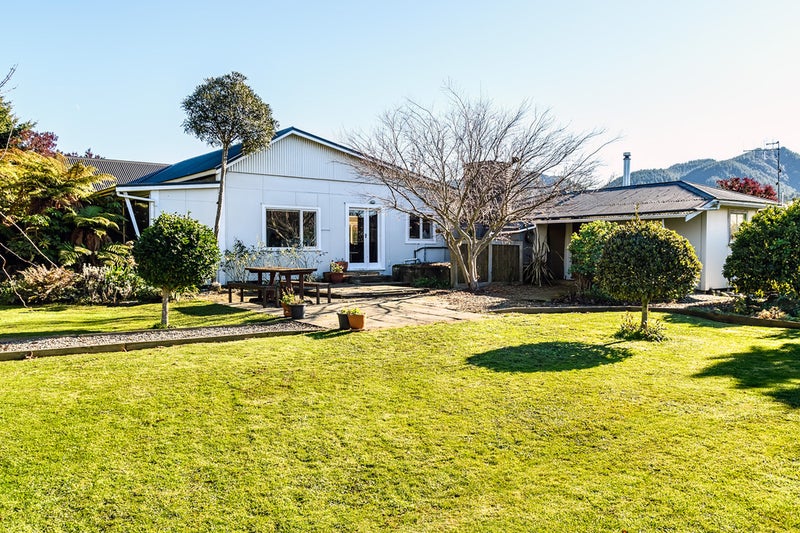 7 Goodall Road, Riwaka - Carousel 1