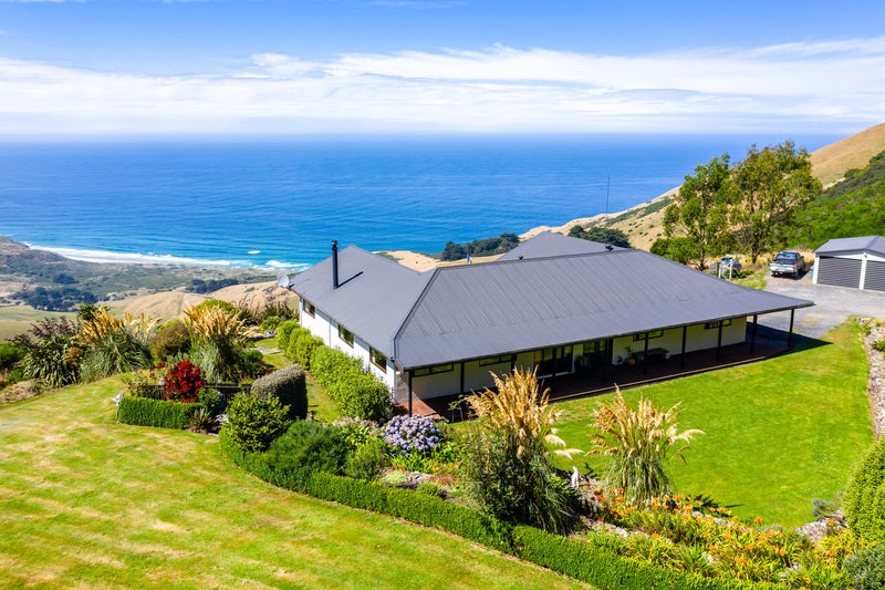 16 Buskin Road, Highcliff, Dunedin - Carousel 1