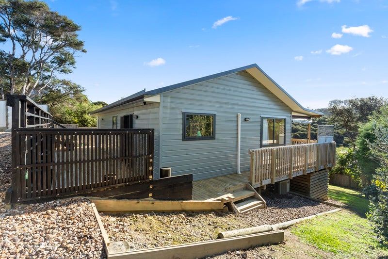 22 Whakarite Road, Ostend, Waiheke Island - Carousel 1