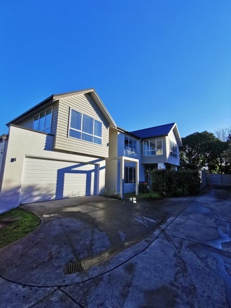 9A Horoeka Avenue, Mount Eden, Auckland - Carousel 1