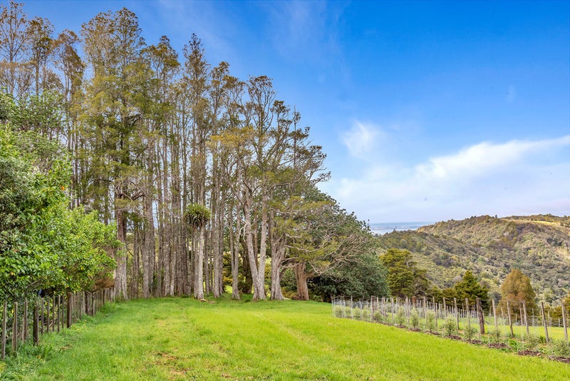 135 Franklin Road, Onerahi - Carousel 2