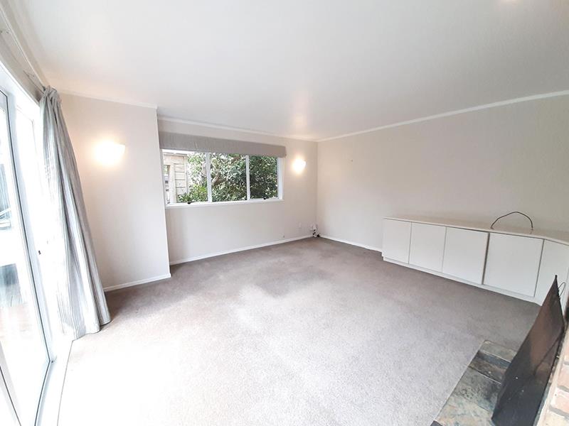70A Coronation Road, Hillcrest, Auckland - Carousel 2