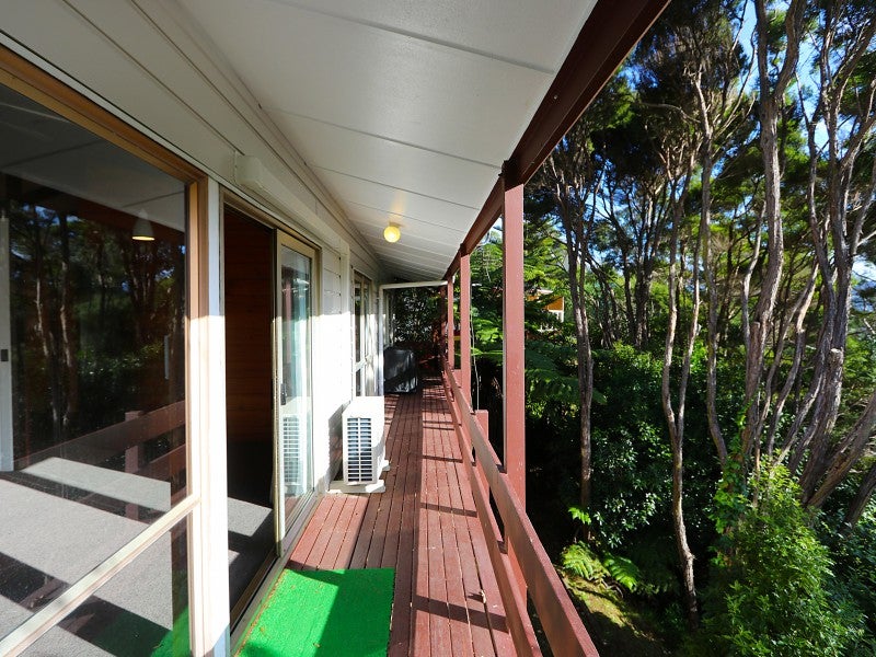 12 Kerkwall Drive, Naenae, Lower Hutt - Carousel 17