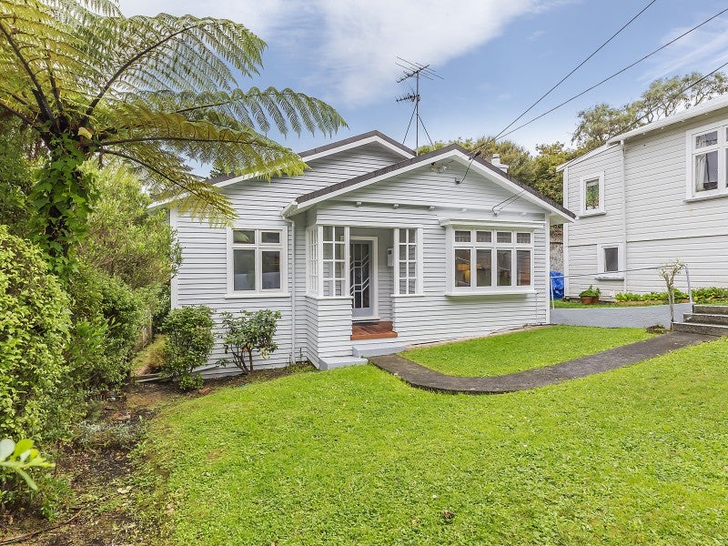 26 Standen Street, Karori, Wellington - Carousel 2