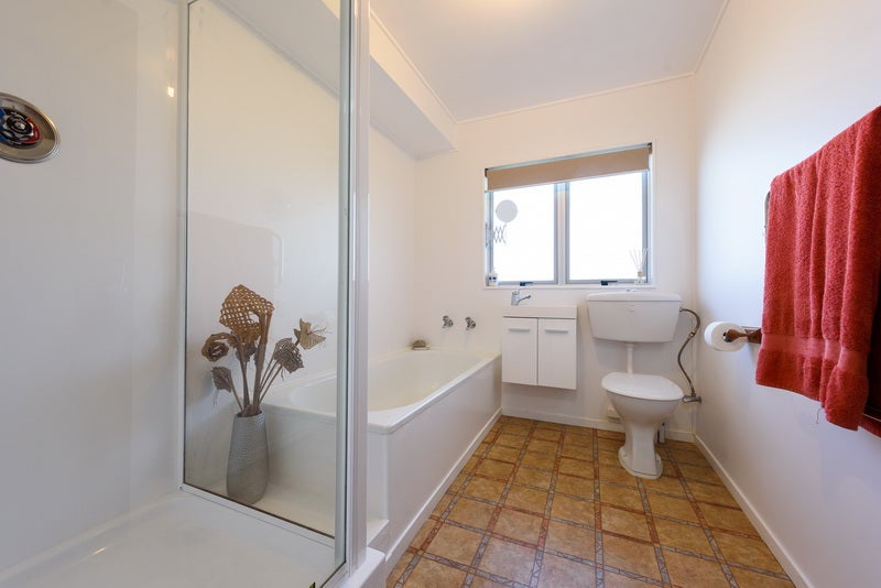 57 Winston Street, Crofton Downs, Wellington - Carousel 20