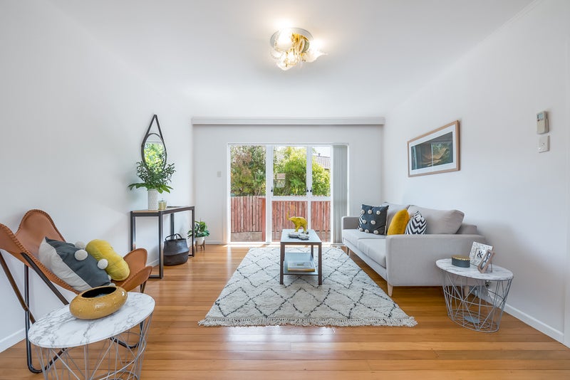 31A Oswald Crescent, Paparangi, Wellington - Carousel 1