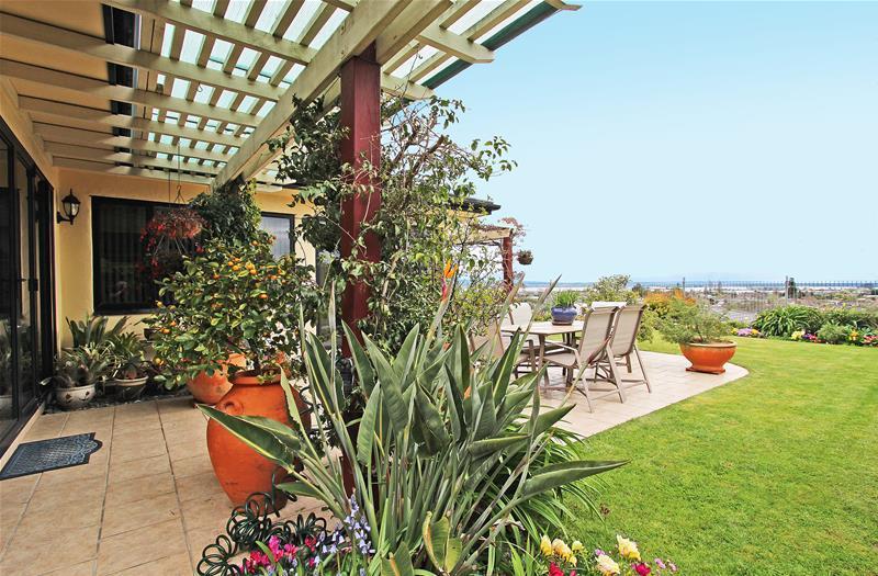 11 Somerset Terrace, Stoke, Nelson - Carousel 1