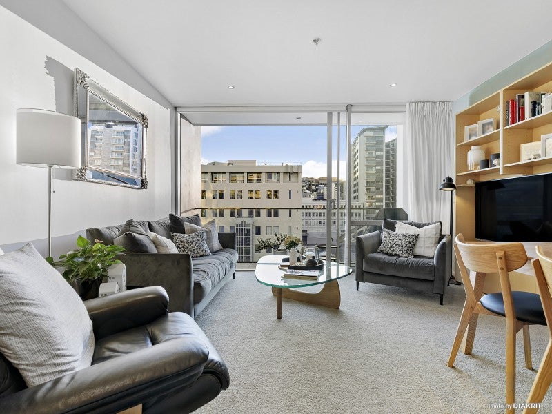 A53/10 Ebor Street, Te Aro, Wellington - Carousel 2