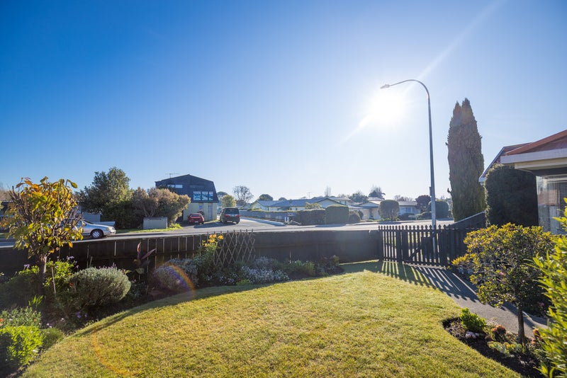 73 Golf Road, Tahunanui, Nelson - Carousel 2