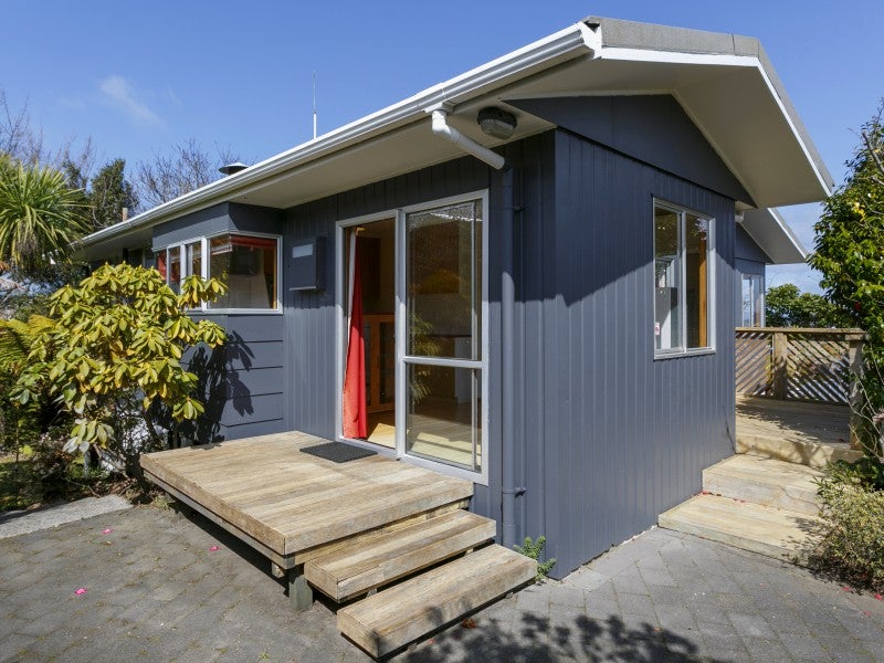 8 Mccauley Grove, Hilltop, Taupo - Carousel 2