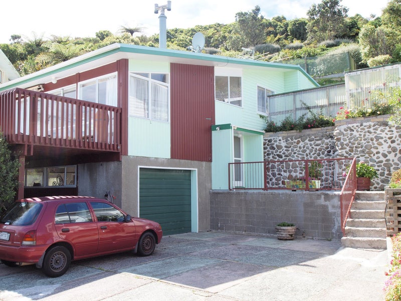 38 Titiro Moana Road, Korokoro, Lower Hutt - Carousel 20