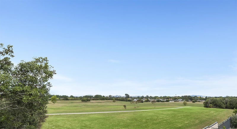 16 Gavin Heights, Rototuna, Hamilton - Carousel 2