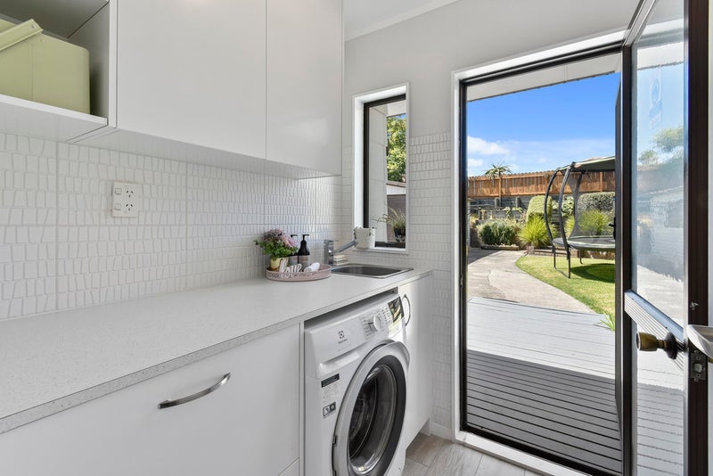 34 Bluewater Place, Wattle Downs, Auckland - Carousel 14