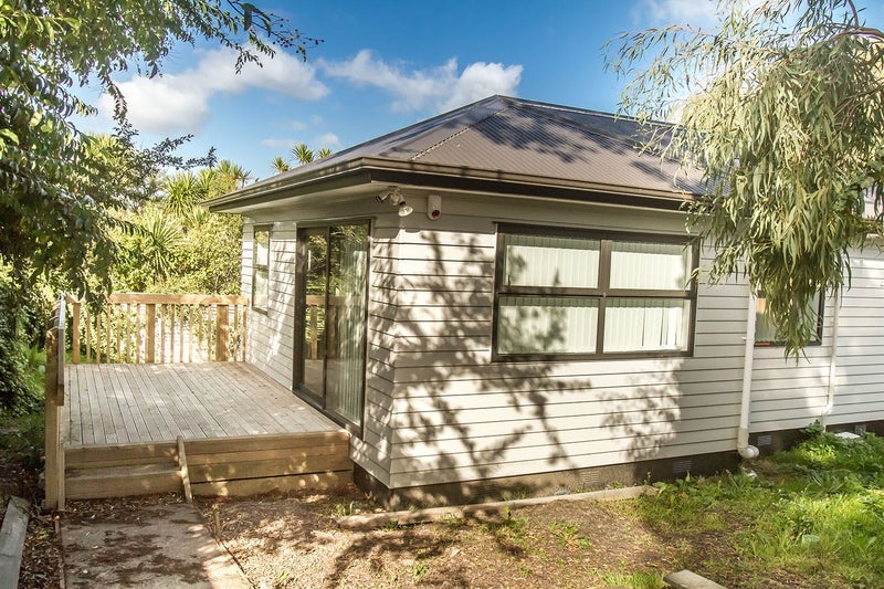 17 Luanda Drive, Ranui, Auckland - Carousel 1