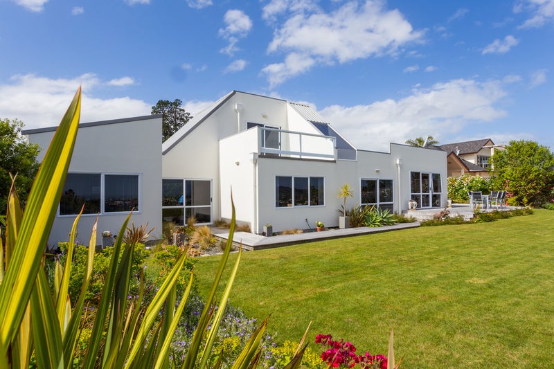 53 Hillview Terrace, Mangapapa, Gisborne - Carousel 2