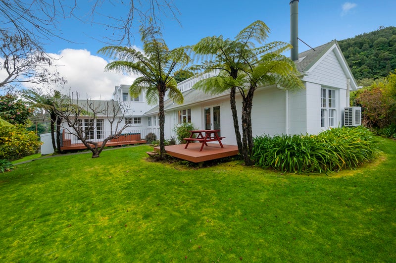 82 Owen Street, Belmont, Lower Hutt - Carousel 1