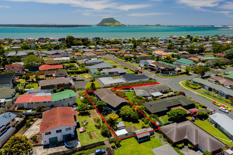 31 Cherrywood Drive, Otumoetai, Tauranga - Carousel 2