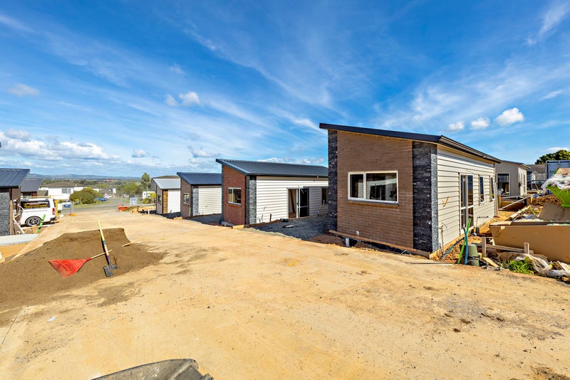 57B Senator Drive, Manurewa, Auckland - Carousel 13