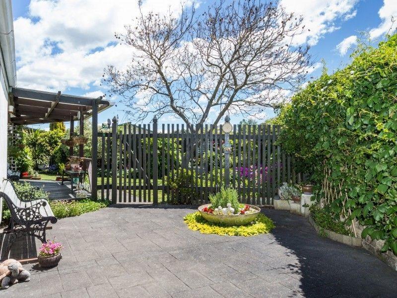 52 York Avenue, Tamatea, Napier - Carousel 2