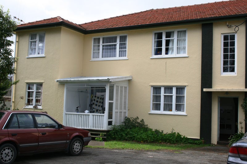 10/288 College Street, West End, Palmerston North - Carousel 1