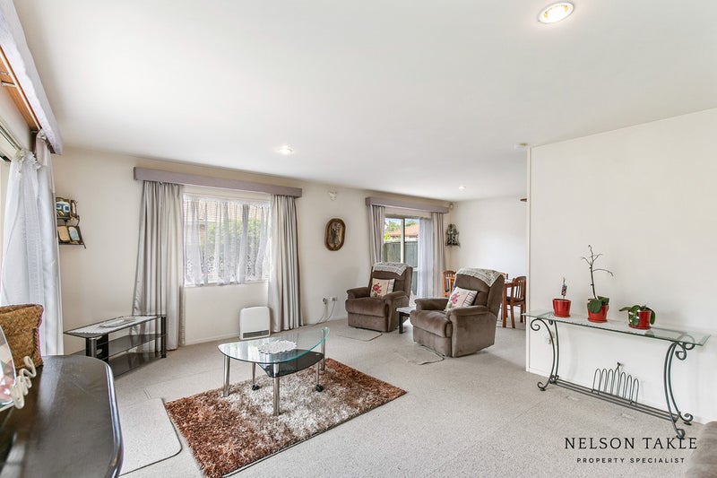 18 Gerona Crescent, Hillpark, Auckland - Carousel 2