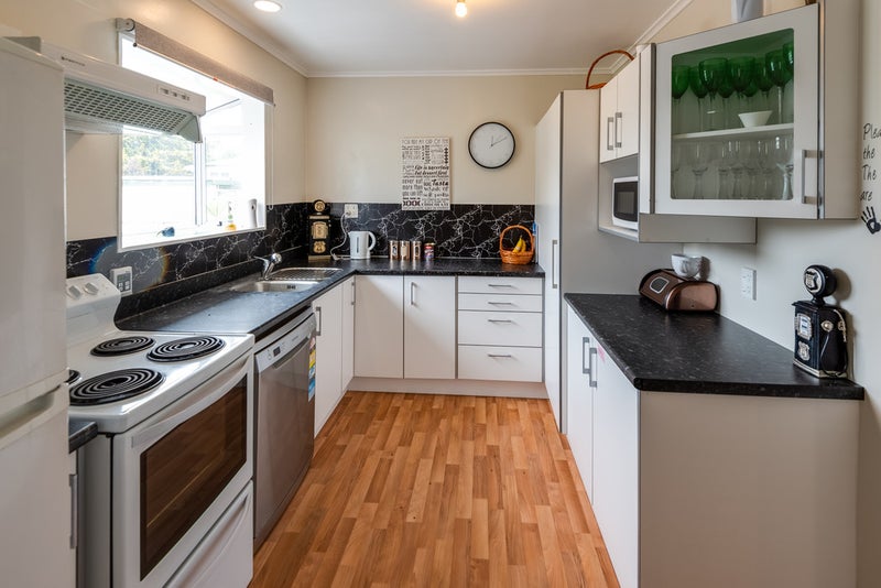 32 Bent Street, Putaruru - Carousel 2