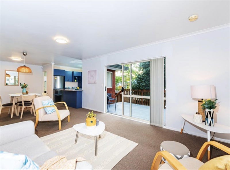 76 Colwill Road, Massey, Auckland - Carousel 2