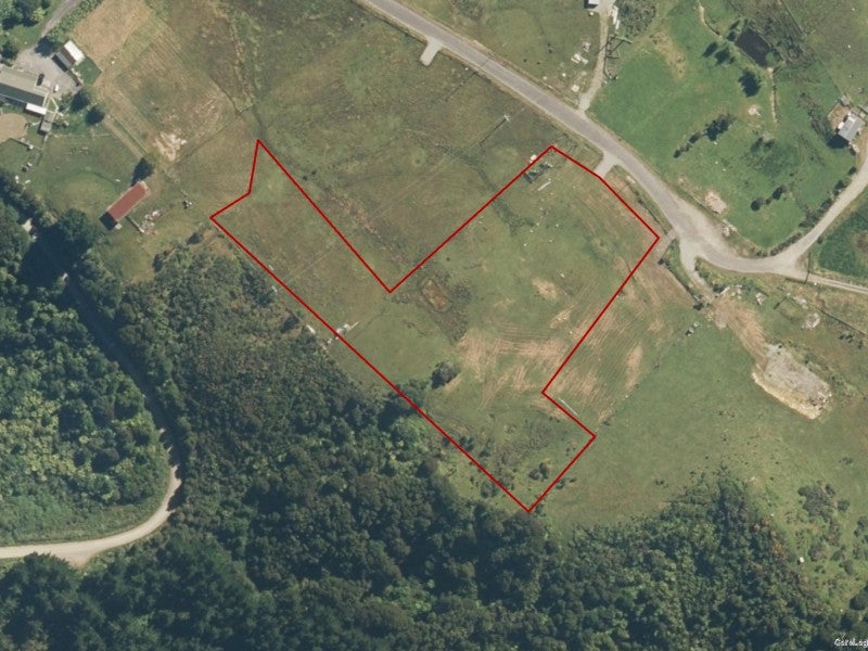 20 Reg Cox Drive, Blue Spur, Hokitika - Carousel 2