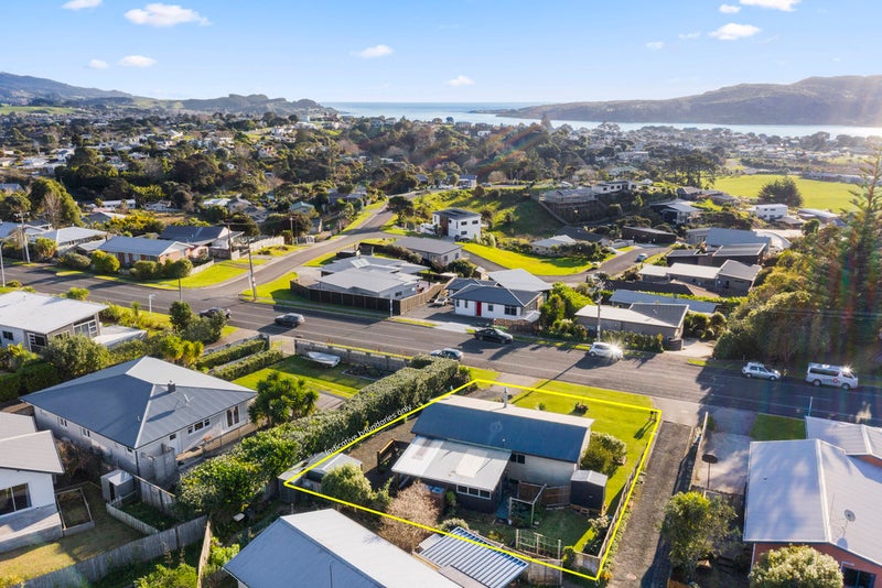 24 Manukau Road, Raglan - Carousel 2