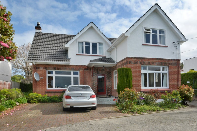 119 Eglinton Road, Mornington, Dunedin - Carousel 1