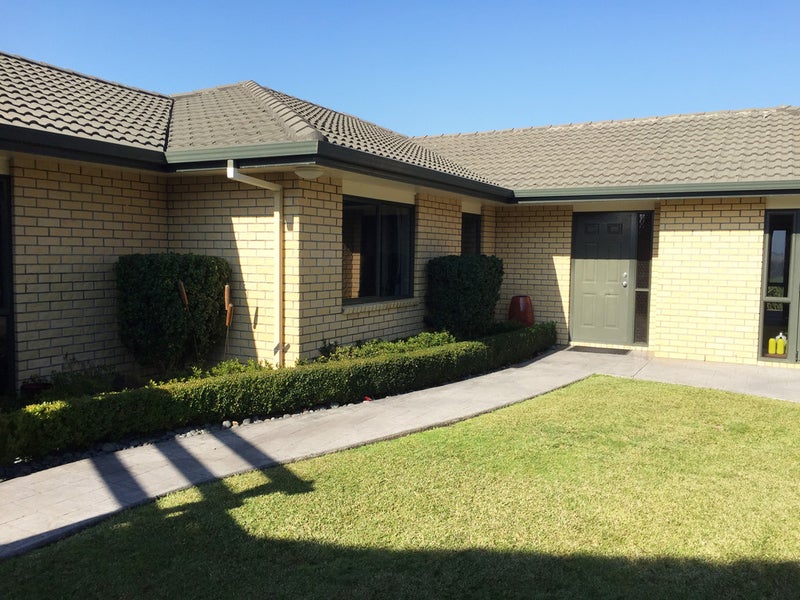 19 Highgrove Drive, Grandview Heights, Hamilton - Carousel 2