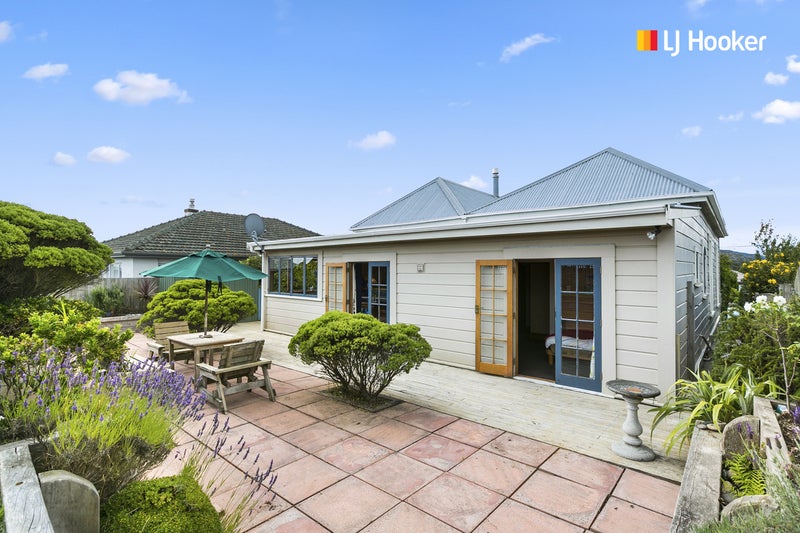 43 Mornington Road, Balaclava, Dunedin - Carousel 1