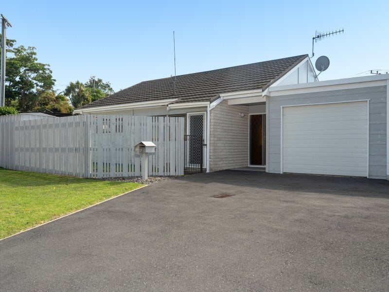 3B Jefferson Place, Brookfield, Tauranga - Carousel 2