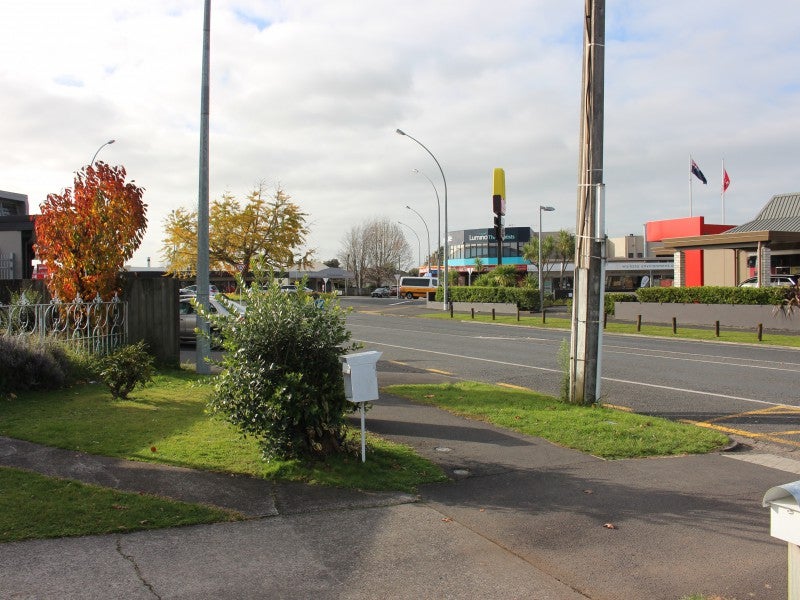 21 Brooklyn Road, Claudelands, Hamilton - Carousel 7