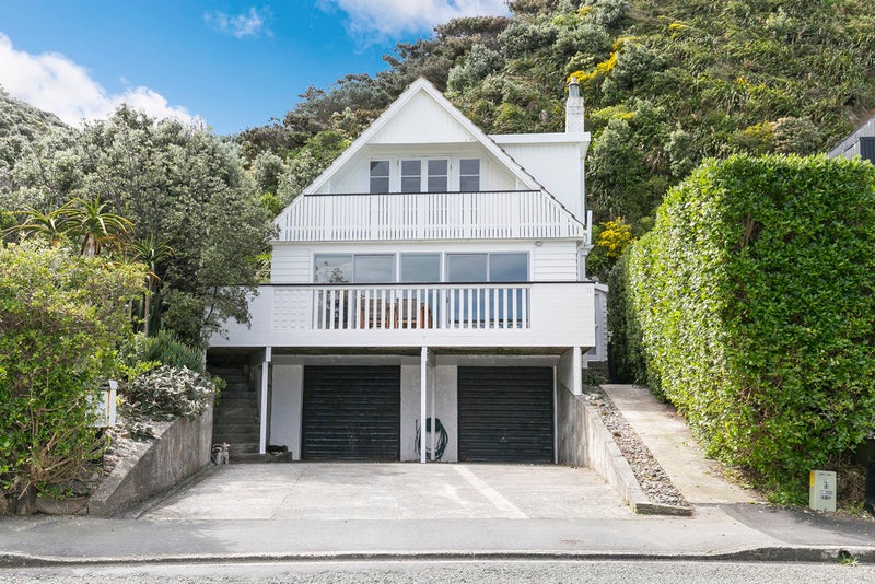 93 Breaker Bay Road, Breaker Bay, Wellington - Carousel 1