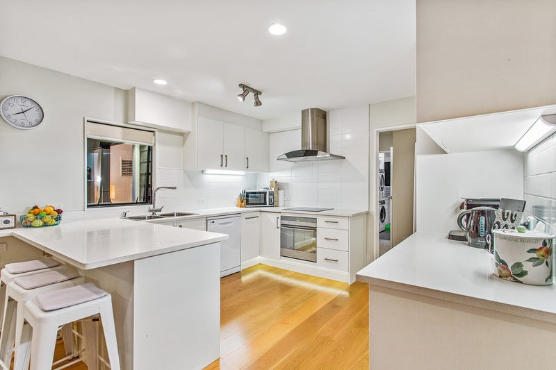 2/39 Hawera Road, Kohimarama, Auckland - Carousel 2
