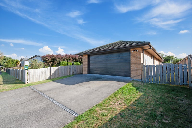 18 Victoria Street, Richmond Heights, Taupo - Carousel 2