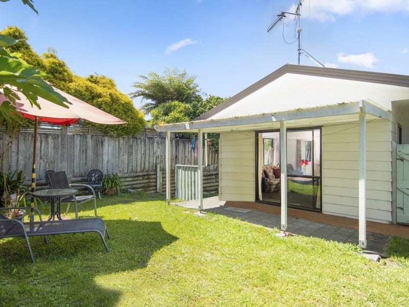 3B Ferndown Close, Brookfield, Tauranga - Carousel 2