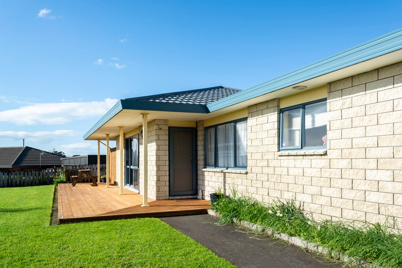 32 Dillon Drive, Bell Block, New Plymouth - Carousel 2