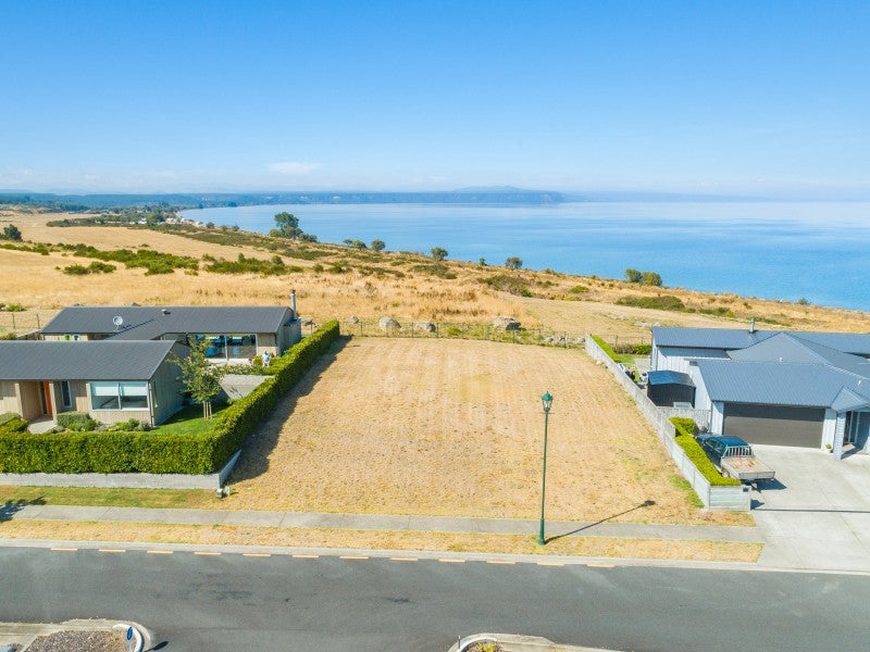 41 Victory Drive, Wharewaka, Taupō - Carousel 1