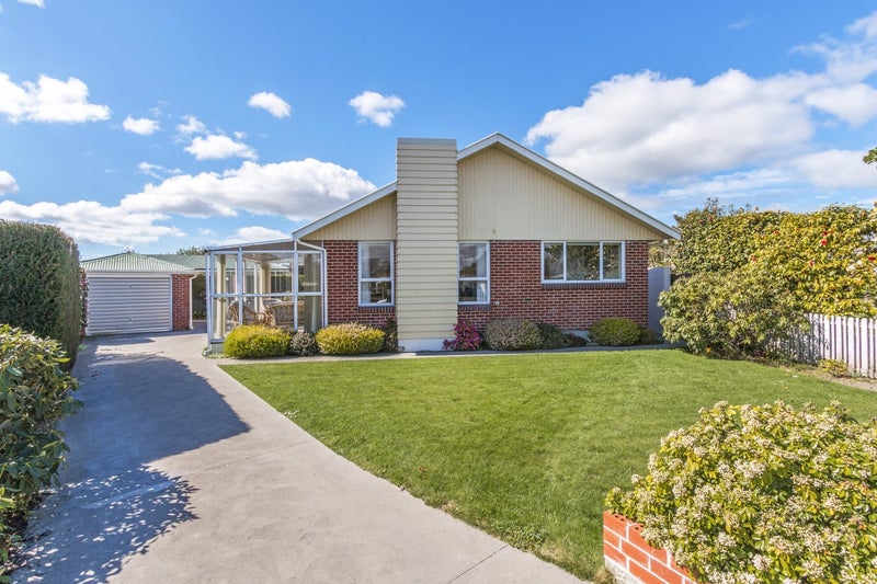 5 Merle Place, Somerfield, Christchurch - Carousel 1