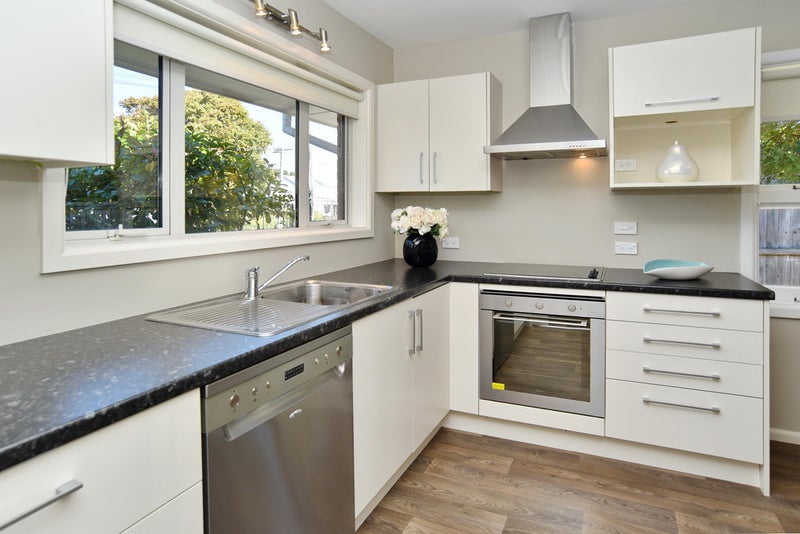 2/71 Wai-Iti Terrace, Bryndwr, Christchurch - Carousel 2
