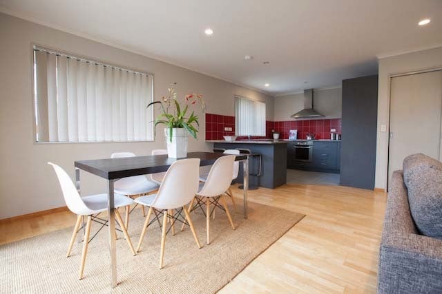 26A Lincoln Road, Henderson, Auckland - Carousel 2