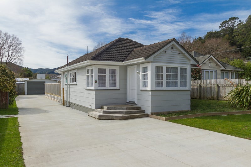 21 Homedale Road, Wainuiomata, Lower Hutt - Carousel 5