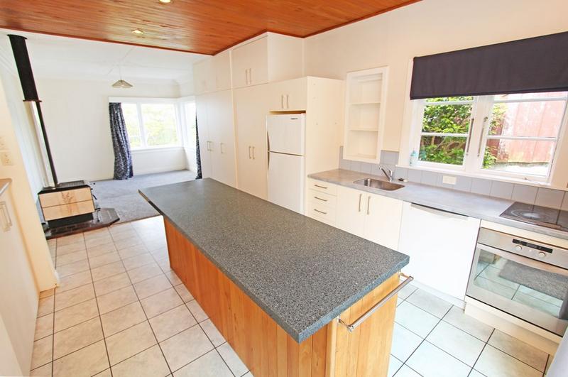 21 Henry Street, Maori Hill, Dunedin - Carousel 2